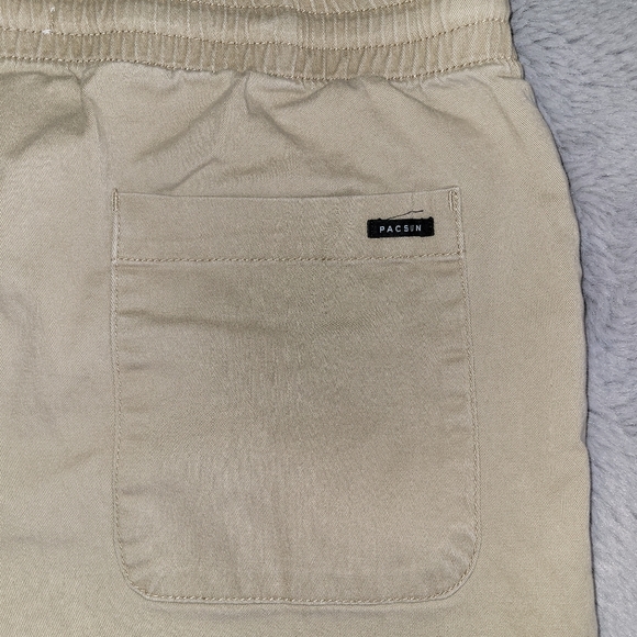 Pacsun Volley 6 Inch Shorts Size Medium Khaki Pull On Drawstring - Picture 12 of 16